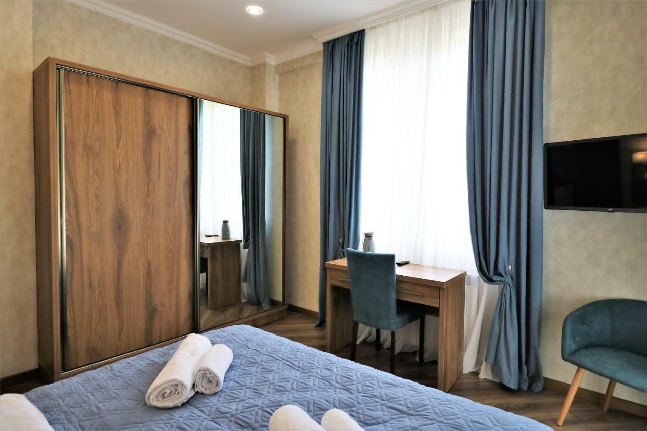 Luxury Aparthotel 5Rooms In Tbilisi Center 外观 照片
