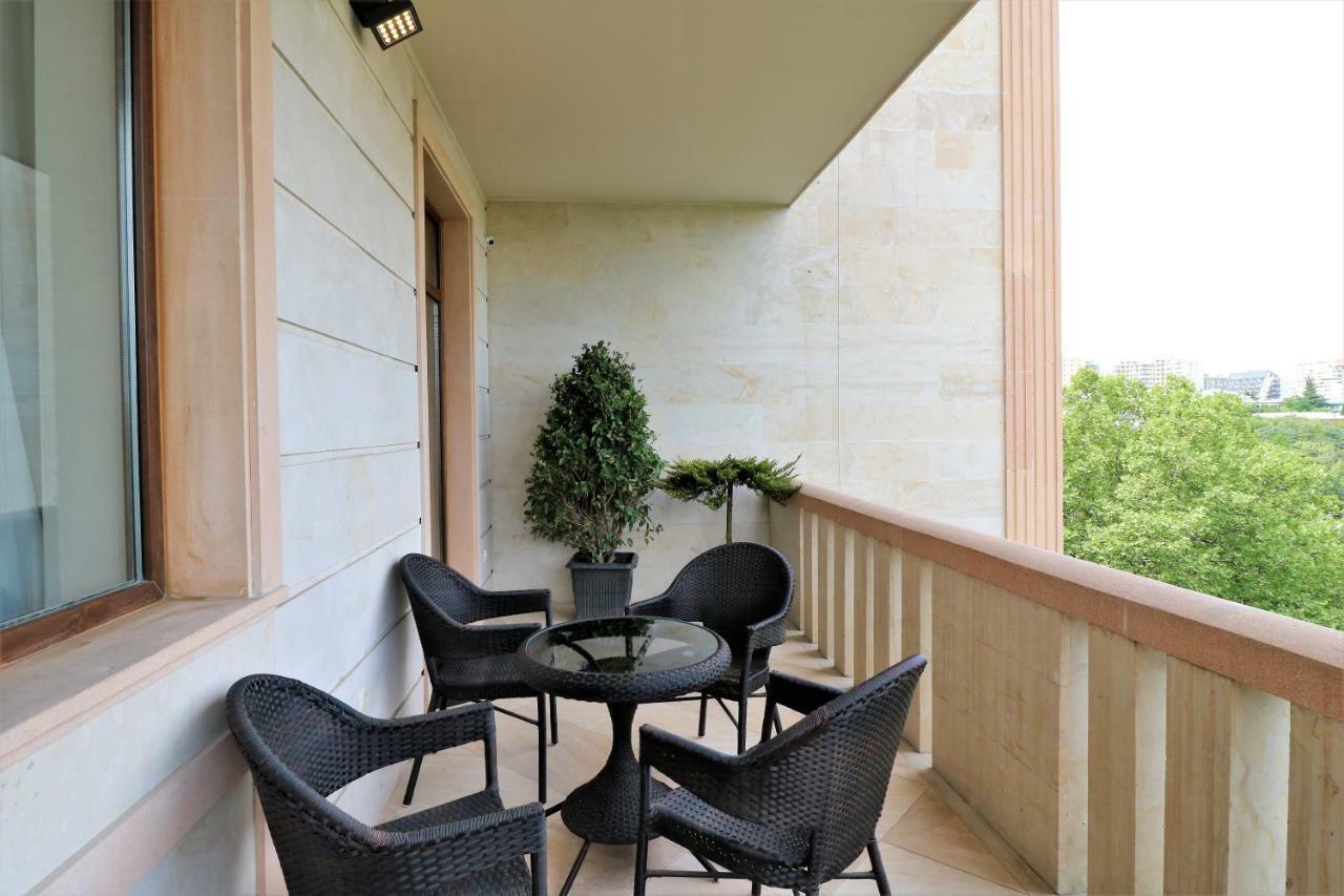 Luxury Aparthotel 5Rooms In Tbilisi Center 外观 照片