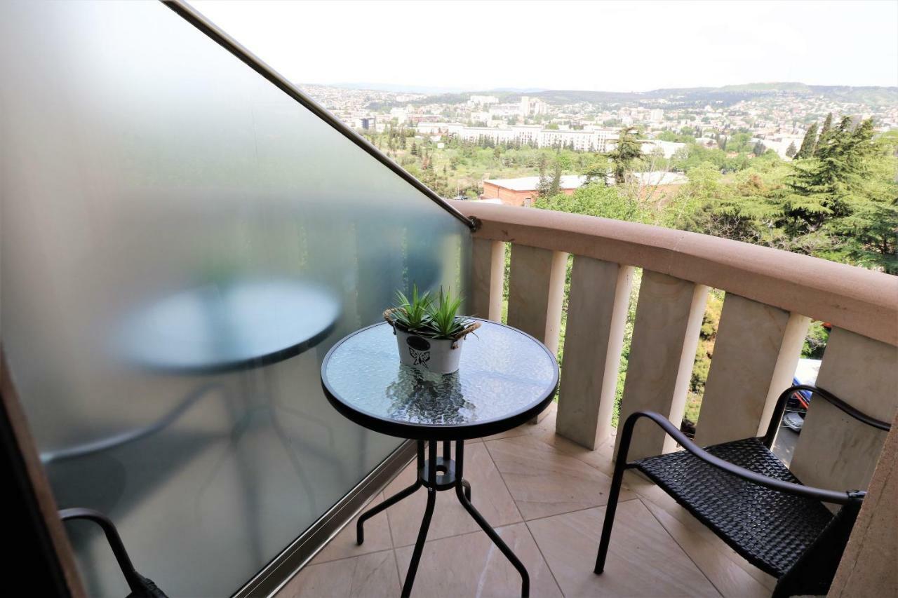 Luxury Aparthotel 5Rooms In Tbilisi Center 外观 照片